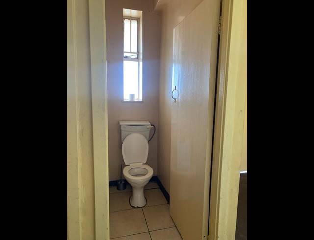 2 BEDROOM PROPERTY TO RENT IN GERMISTON CENTRAL